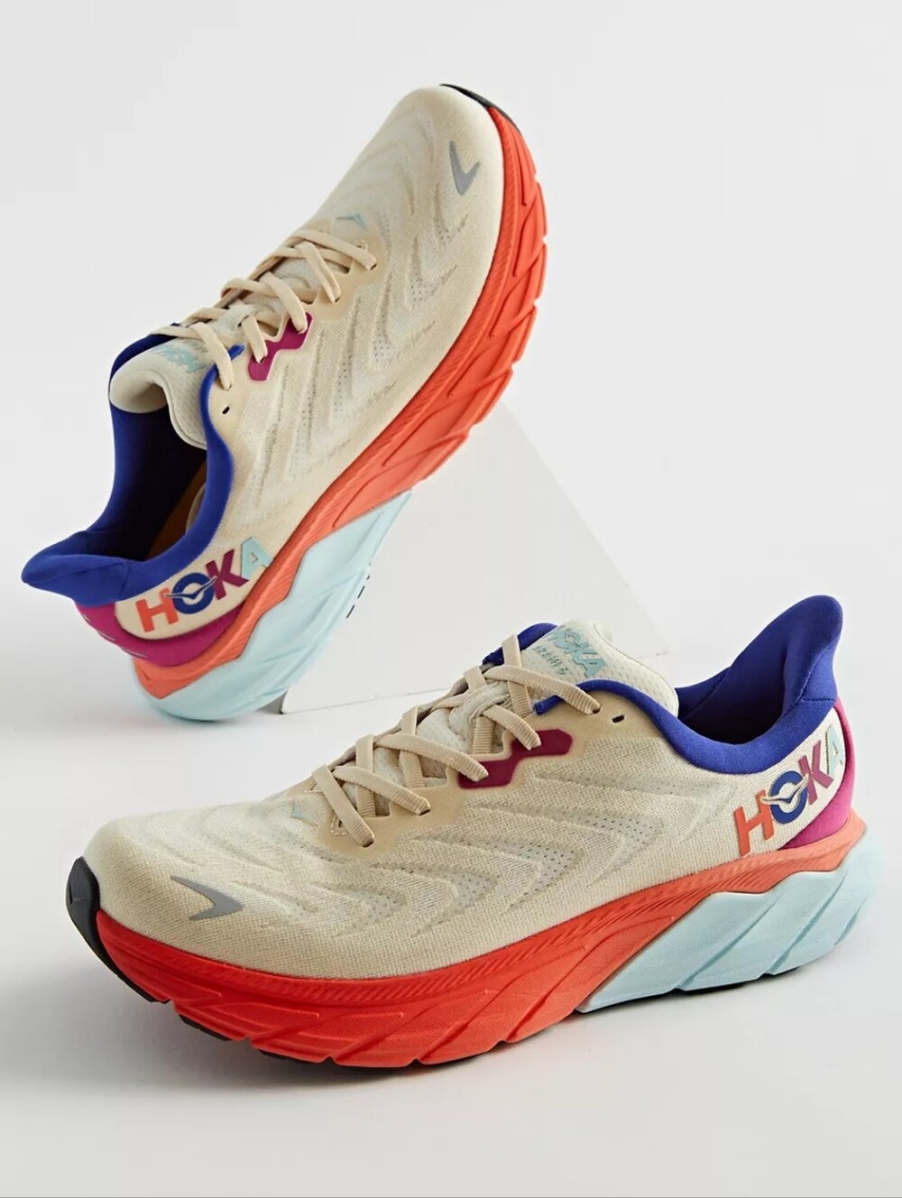 HOKA ONE ONE Arahi 6 Sneakers Size 10D | Lightweight Stability Running Shoes